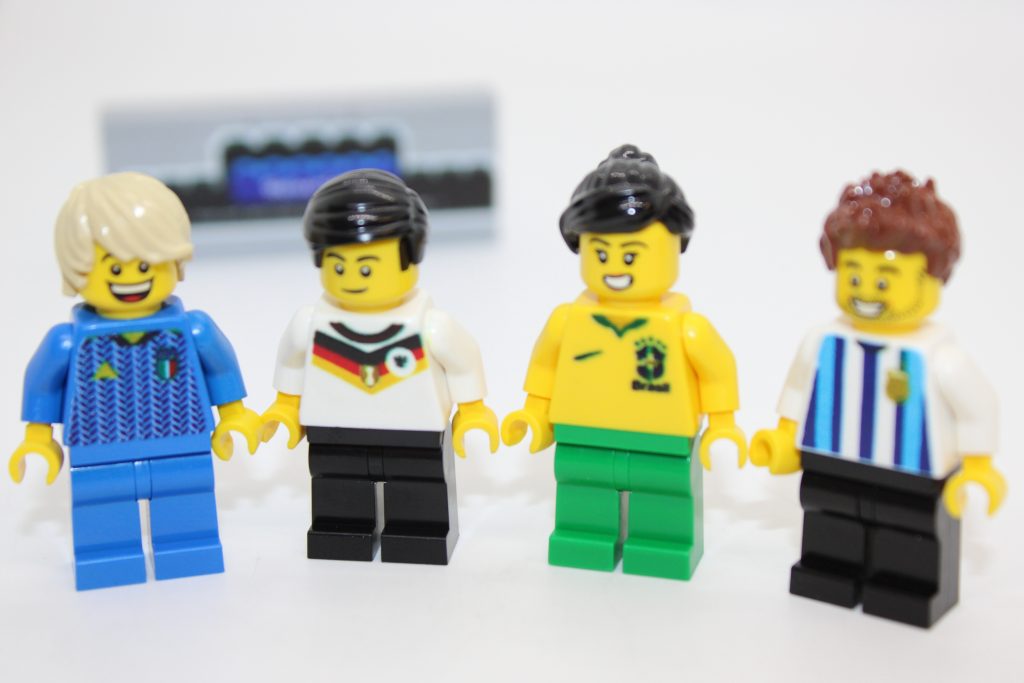 * Fussball Fan Figur - Trikot Länder - personalisieren - Custom druck